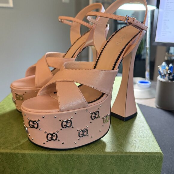 GUCCI GG STUD CRYSTAL MALAGA PLATFORM SANDALS HEELS PINK size European 39 NIB - Picture 1 of 10